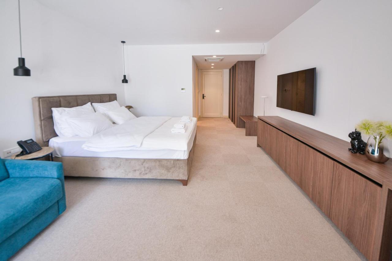 Hotel Riva Budva Kültér fotó